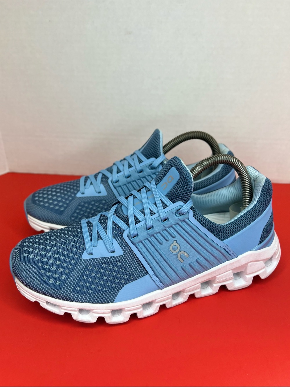 On Cloudswift Women's 8 Lake/Sky Blue Running 41.99378 Like New Worn 1x No box.